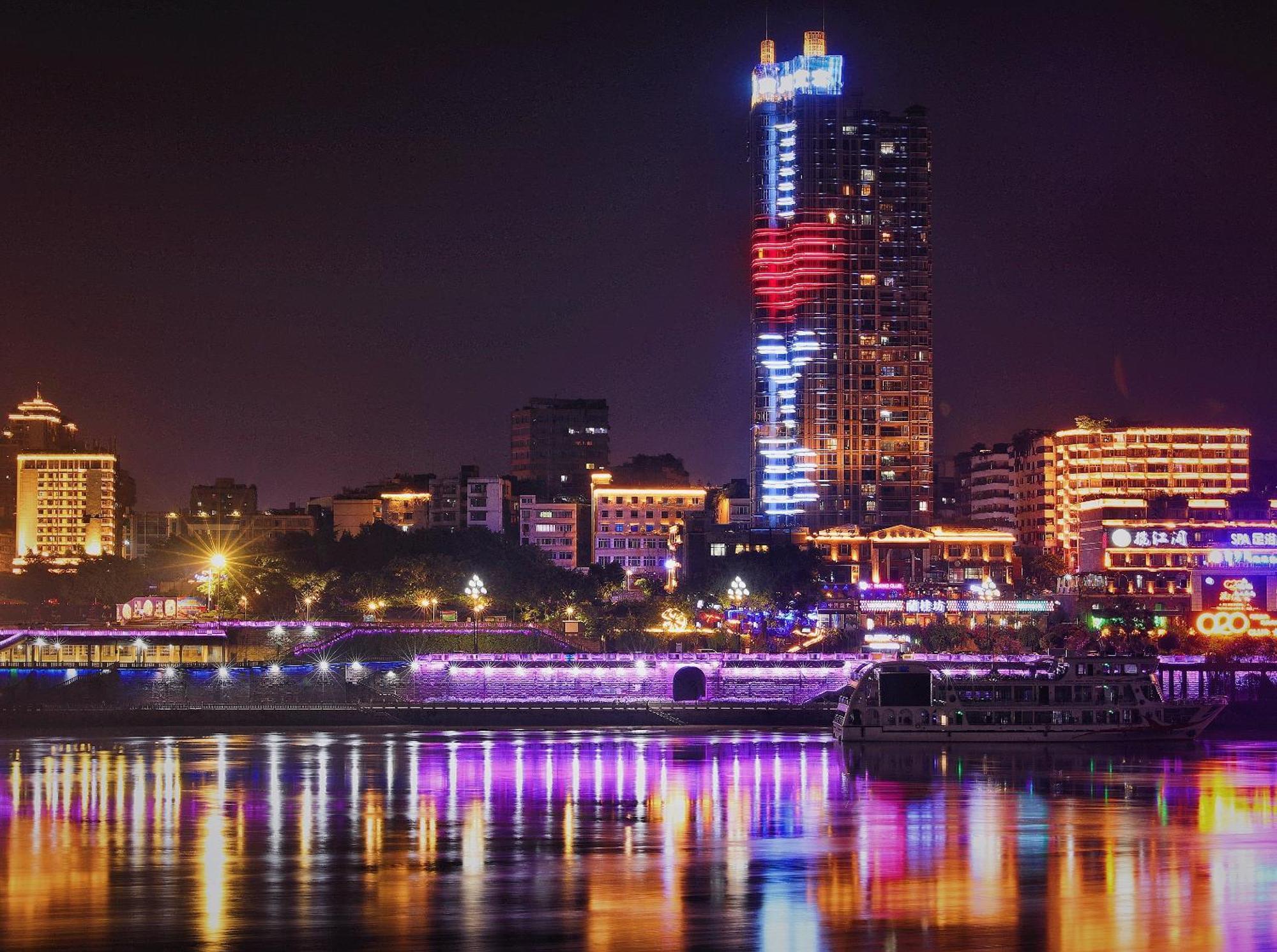 Crowne Plaza Yibin By Ihg Hotel Exterior photo