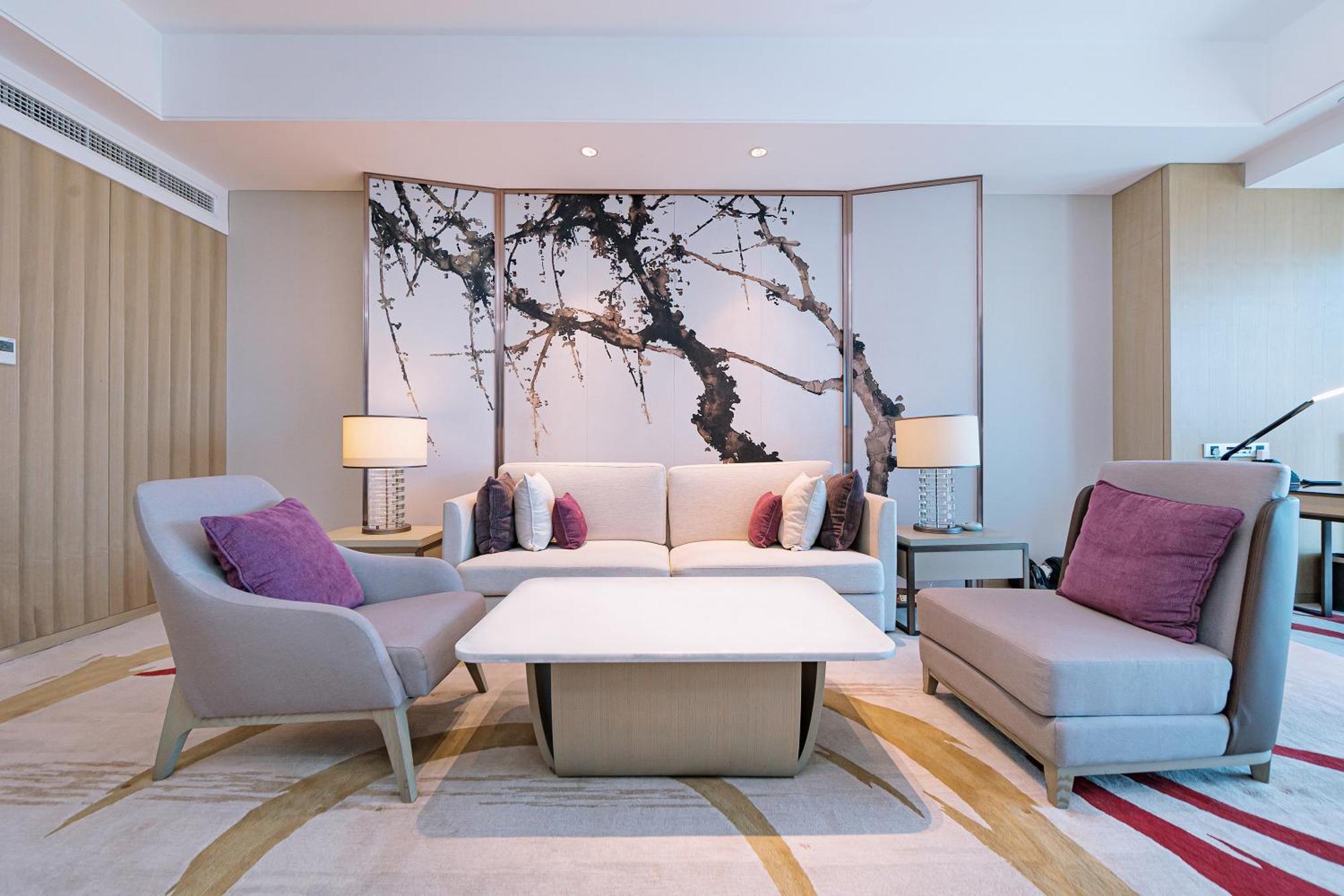 Crowne Plaza Yibin By Ihg Hotel Exterior photo